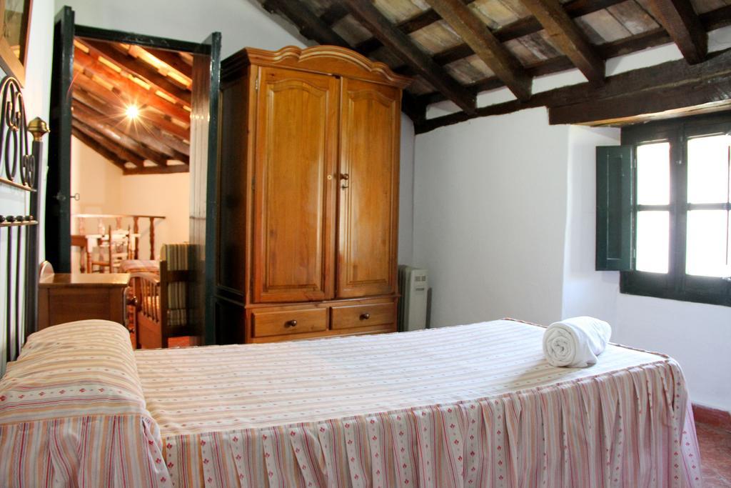 كاستيلار دي لا فرونتيرا Casas Rurales Tugasa Castillo De Castellar الغرفة الصورة